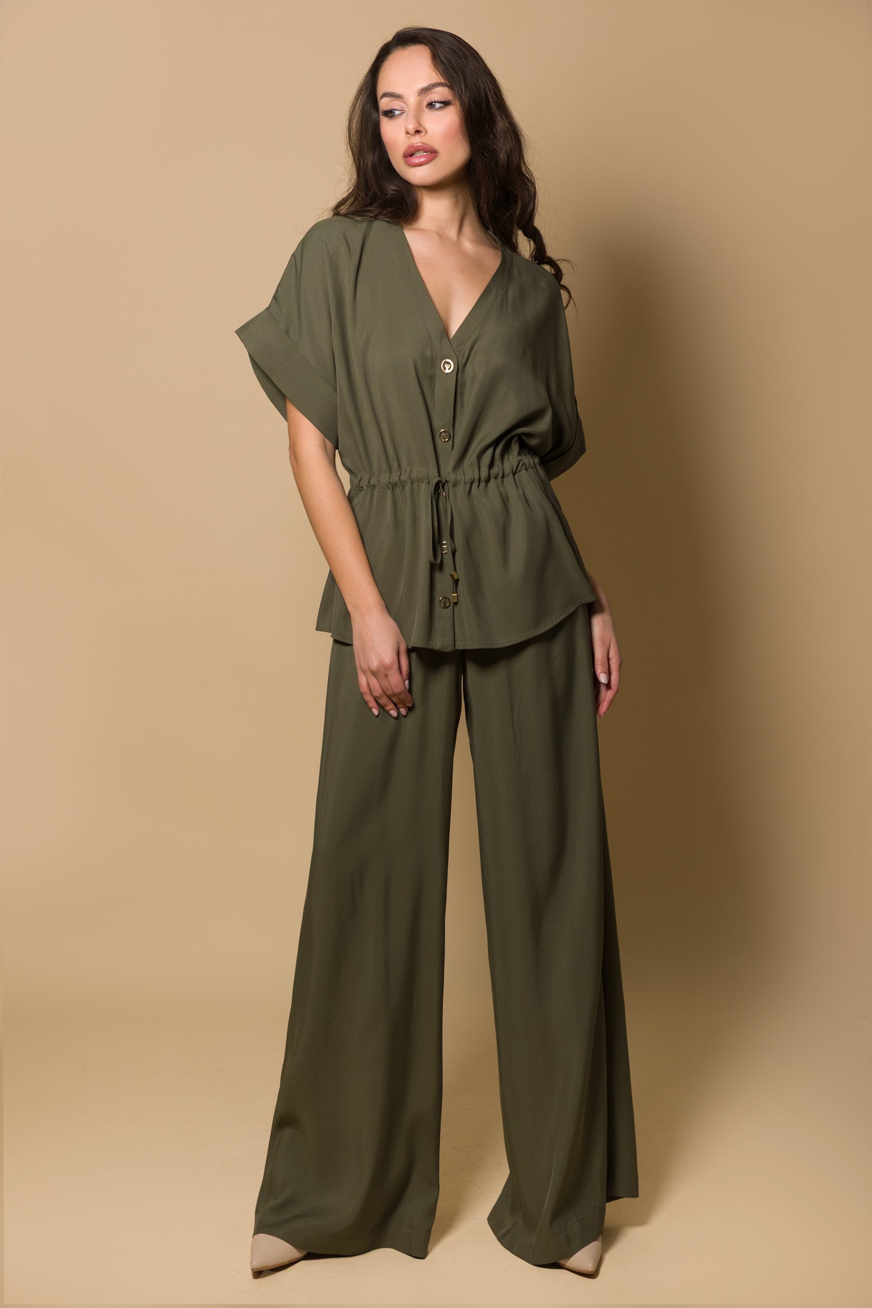 Панталон в цвят „Olive green“