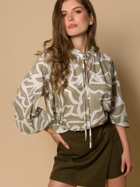 Блуза в olive принт